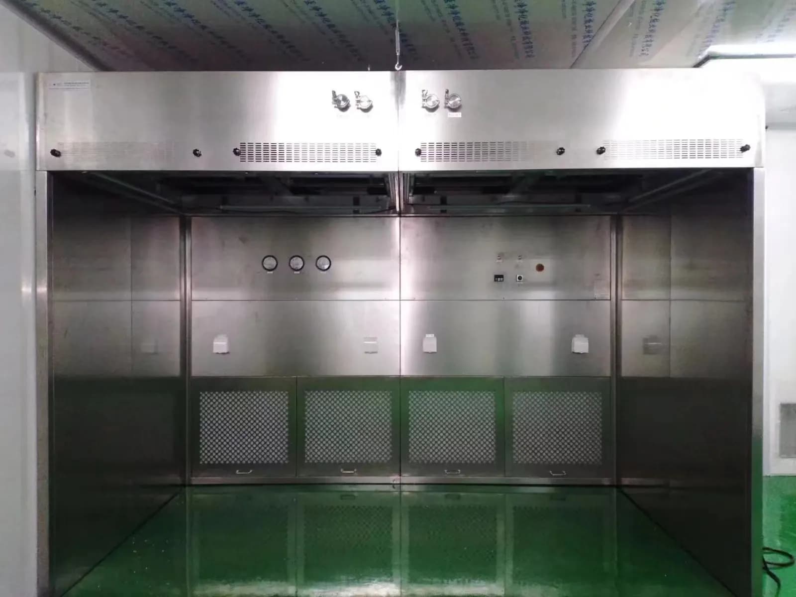 生物制药：负压称量罩应用图片 3